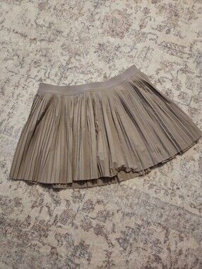 Old Navy Micro Pleaed Skort